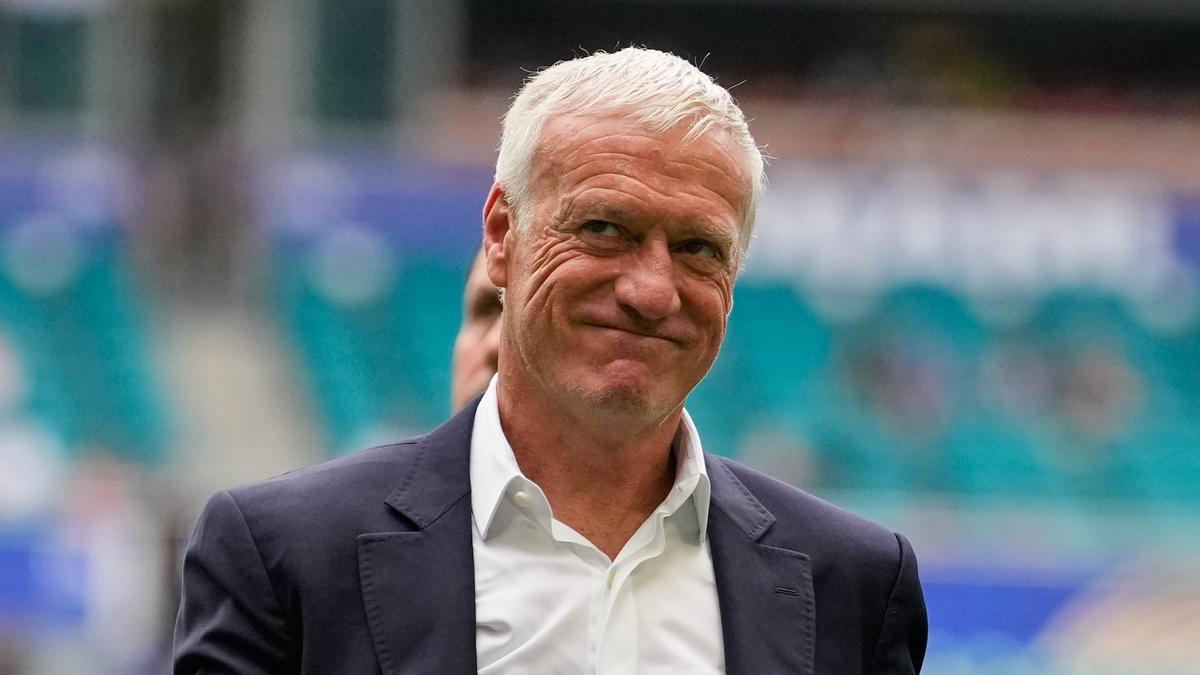 Koniec vo Francúzsku a hneď lukratívna ponuka! Deschamps si však v novom klube diktuje tvrdé podmienky