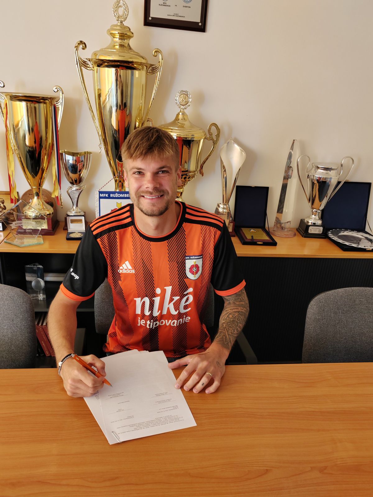 Jan Hladík Joins MFK Ružomberok: Czech Forward Strengthens the Team with Two-Year Contract