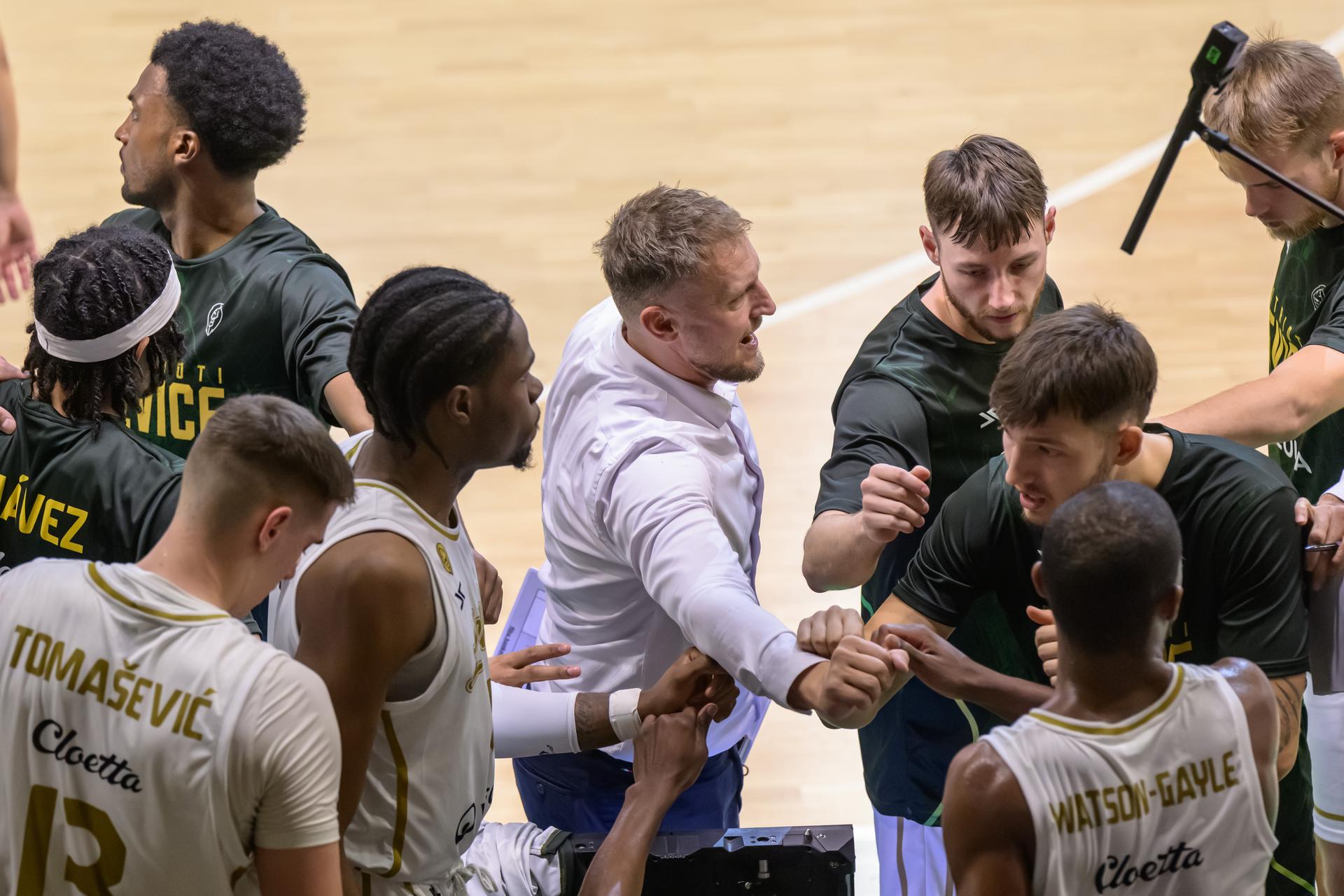 Patrioti Levice - Coretec Oostende. Zdroj: TASR