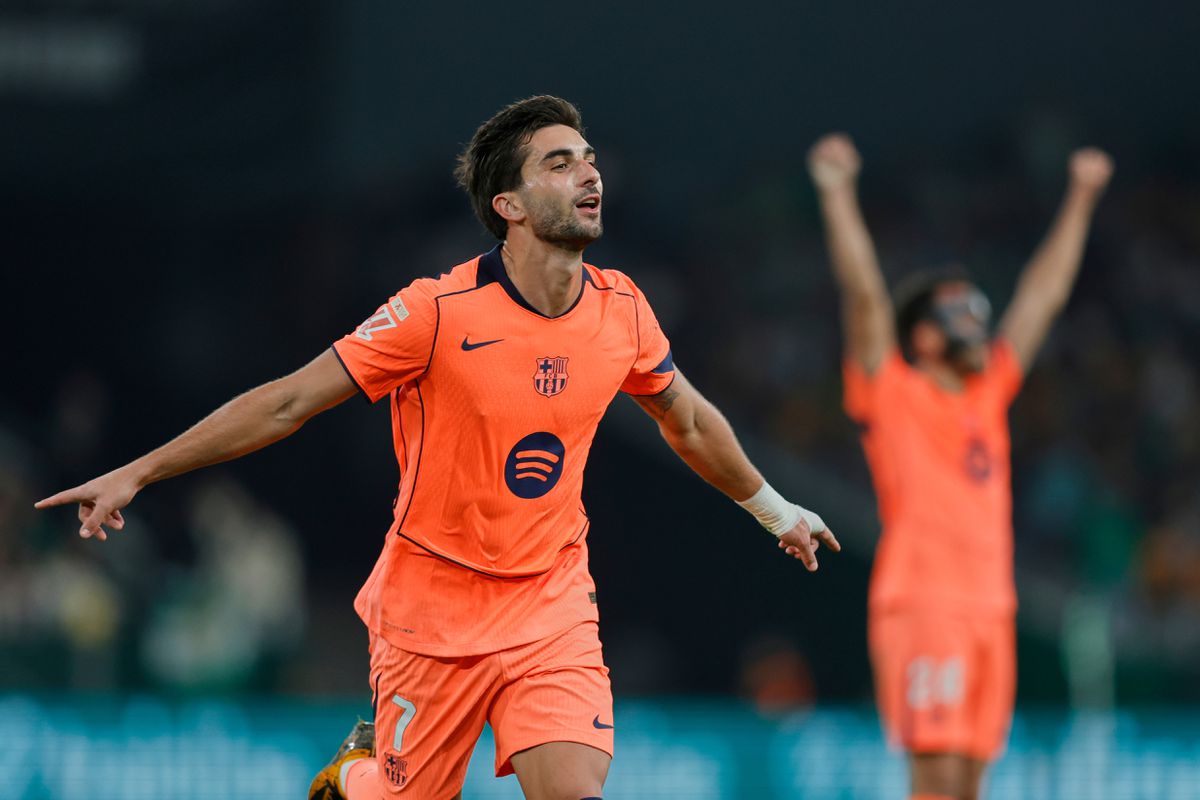 Hetrik už v prvom polčase. Barcelona v bláznivej prestrelke potvrdila pozíciu lídra