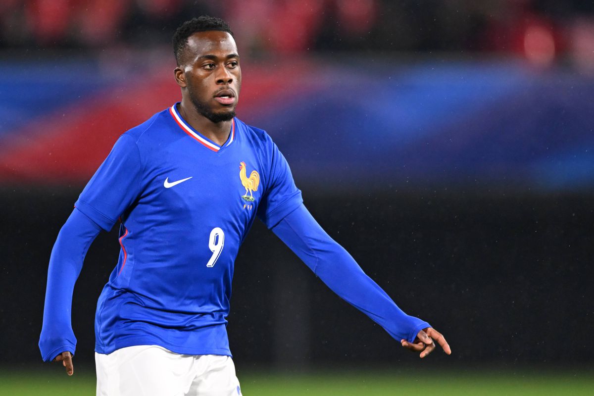 Frankfurt buduje novú ofenzívu. Na hosťovanie k nemu prichádza hráč z Premier League