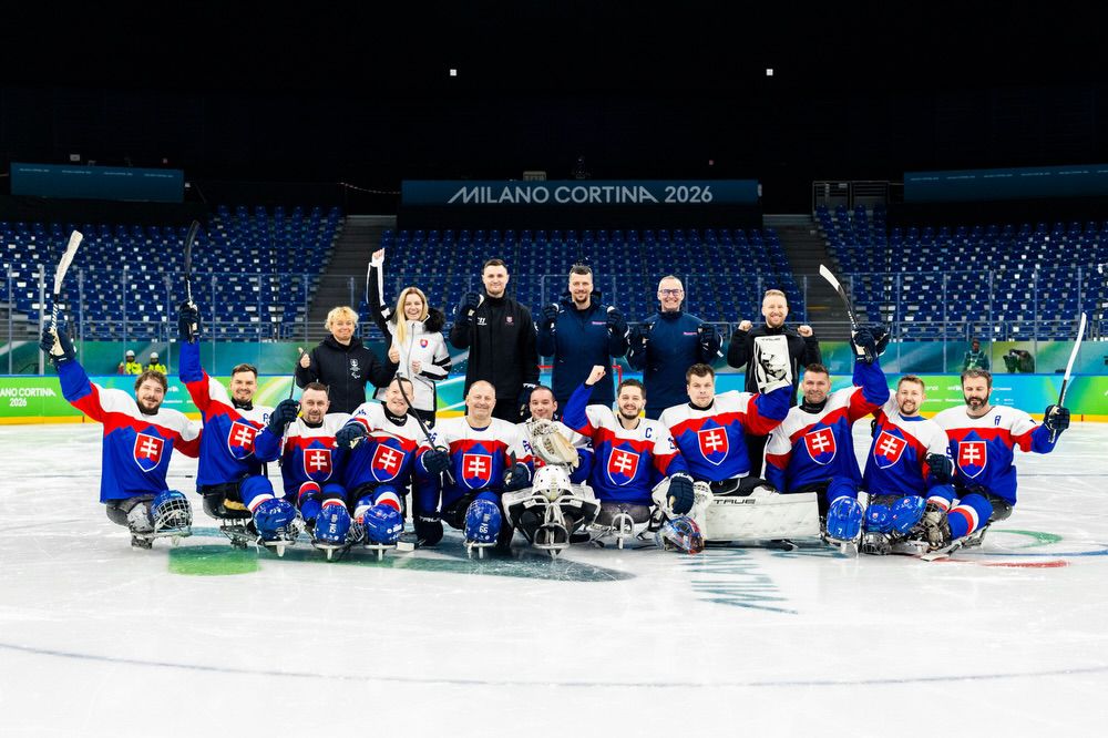 Slovenskí parahokejisti. Zdroj: Slovak Para Ice Hockey / FB