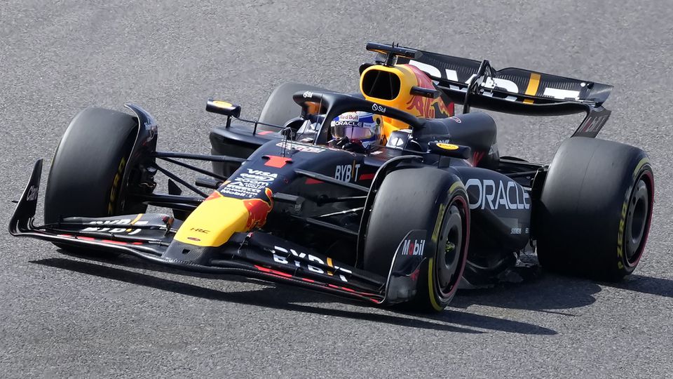 Veľká cena Číny: Šprint na 19 kôl ovládol Verstappen, víťaz kvalifikácie skončil až šiesty