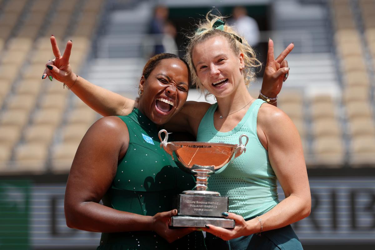 Siniaková s Townsendovou ovládly čtyřhru na Roland Garros