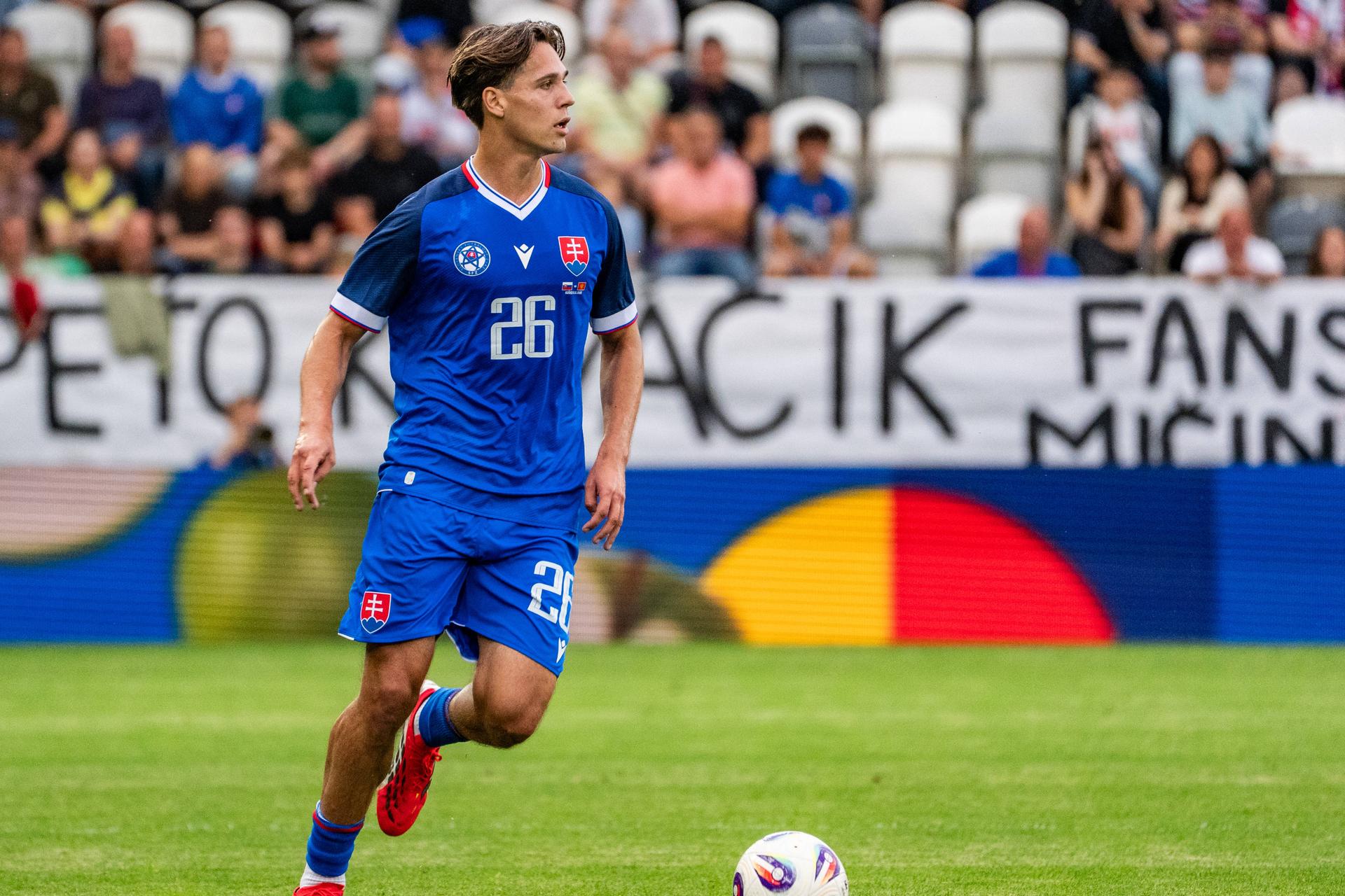 Hugo Pavek z AS Trenčín v drese slovenskej reprezentácie. Zdroj: Imago
