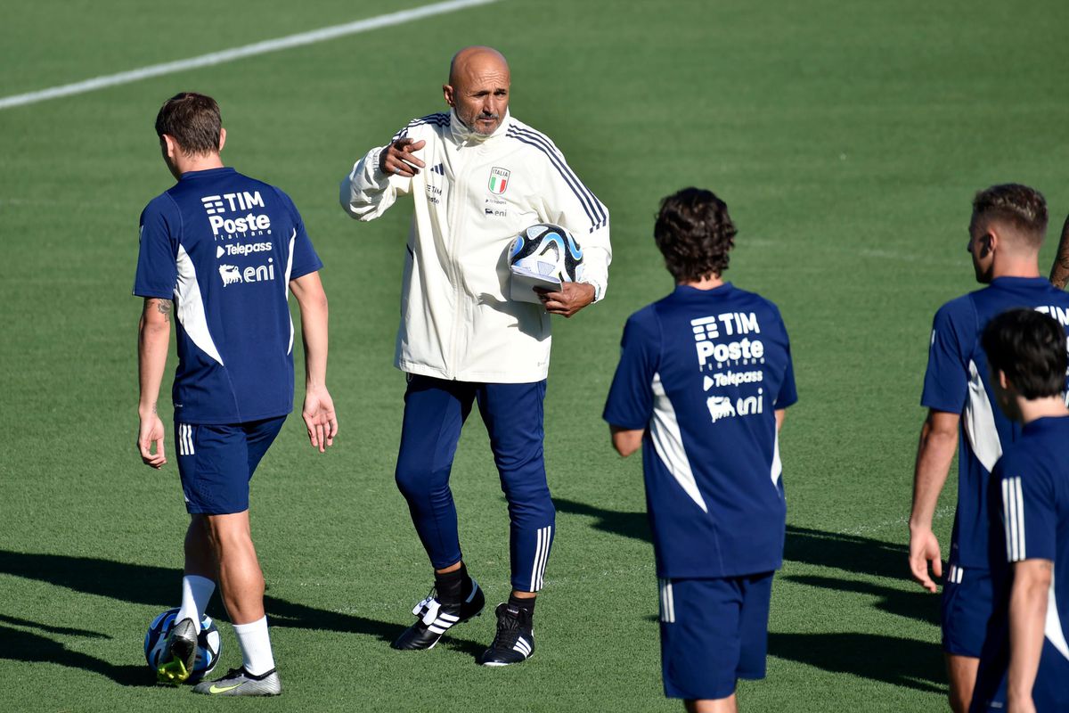 La qualification ME est de retour.  Le premier test pointu pour Spalletti et les matchs des leaders avec les 2èmes équipes