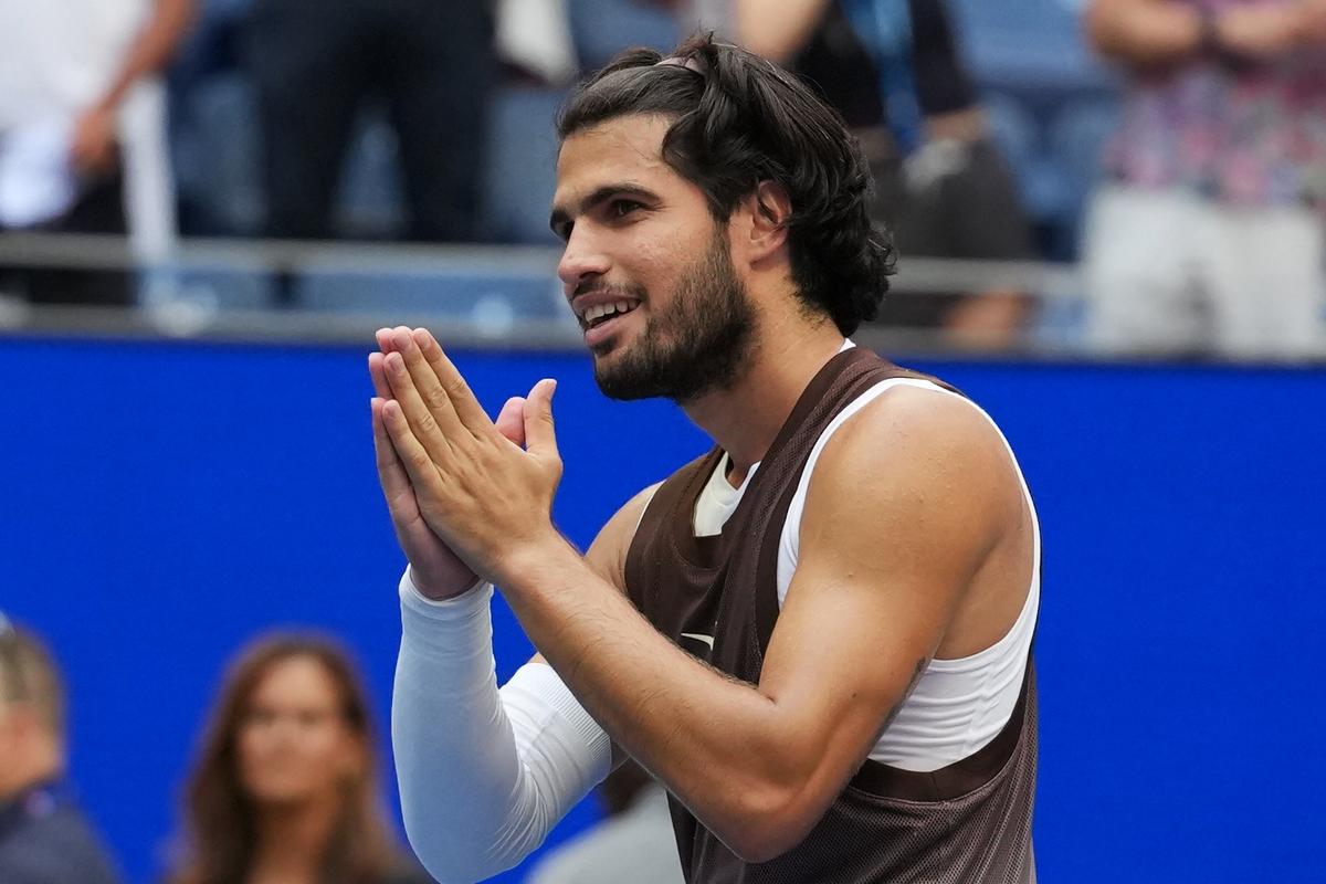VIDEO US Open: Alcaraz po postupe nechápal, čo počuje. Jeho reakcia pobavila tenisový svet