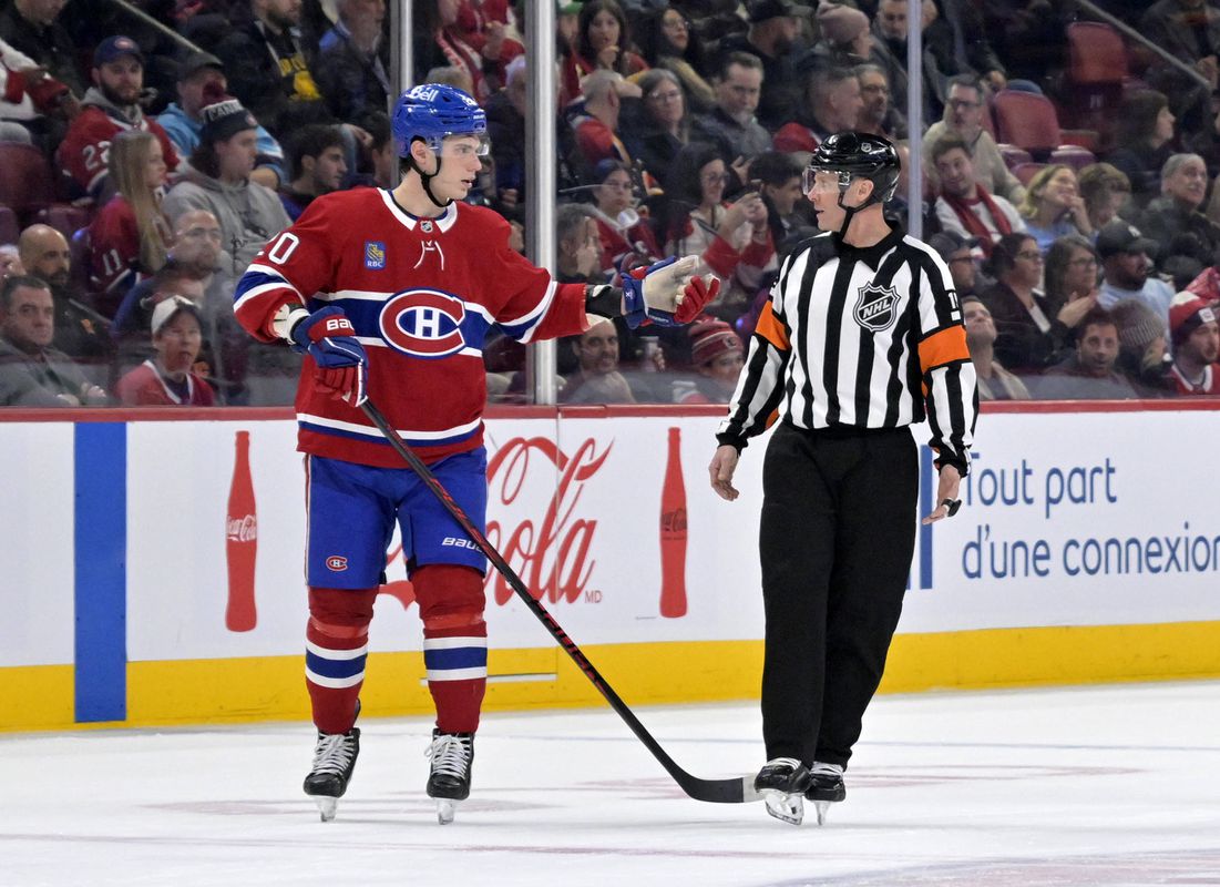 VIDEO Slafkovský opäť bodoval a pomohol Montrealu k ďalšiemu víťazstvu, Fehérváry bol v jednom najlepší