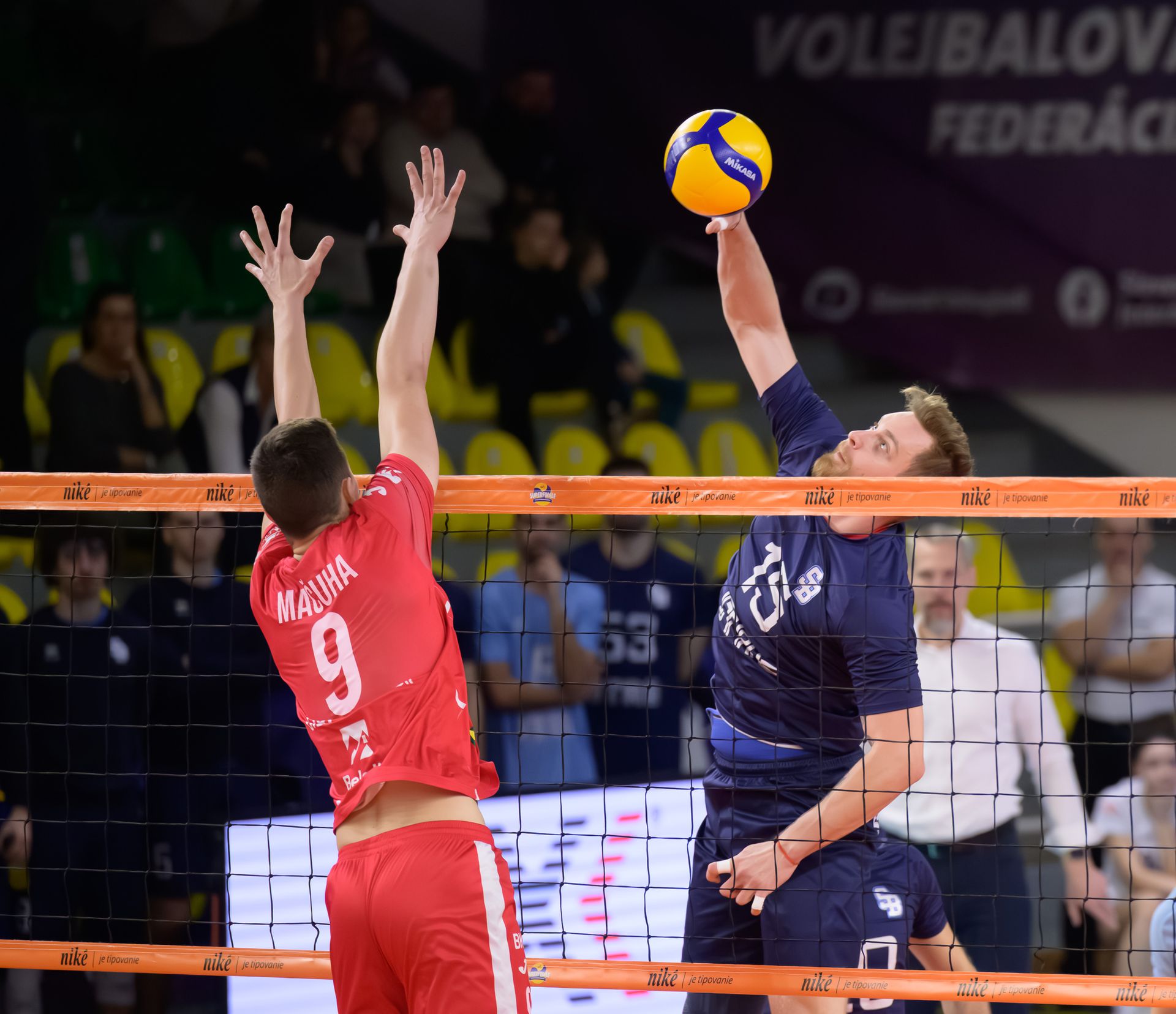 VK Slovan Bratislava - RIEKER UJS Komárno. Zdroj: TASR