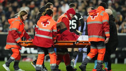 Diakhaby sa zranil počas zápasu s Realom Madrid, úspešnú operáciu absolvoval v Lyone