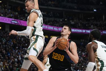 NBA: Jokič potiahol Nuggets k víťazstvu nad lídrom konferencie. Warriors nestačili na Bulls