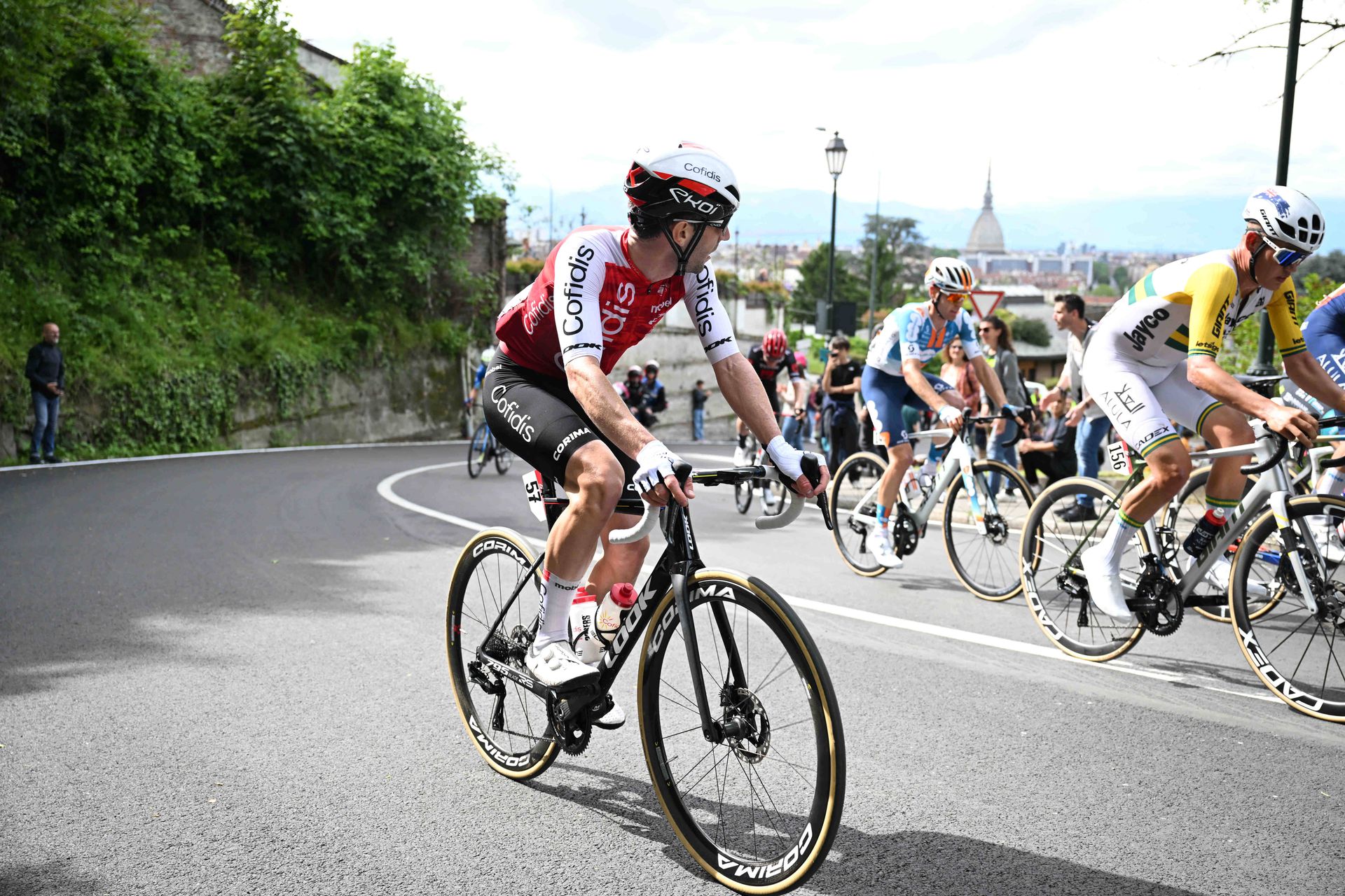Francúzsky cyklista Benjamin Thomas z tímu Cofidis sa stal víťazom stredajšej 5. etapy Giro d'Italia. Zdroj: IMAGO