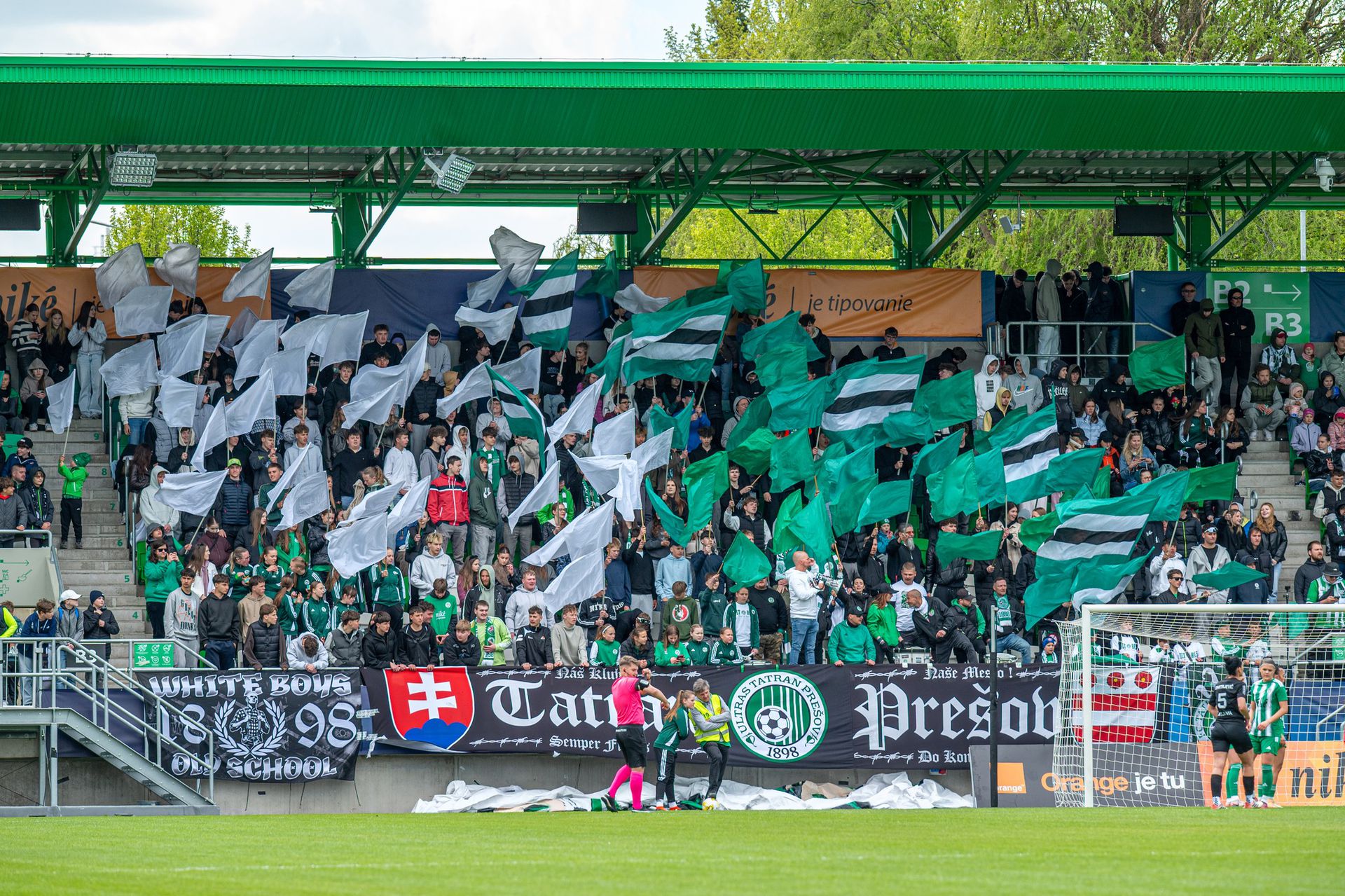 Fanúšikovia Tatrana Prešov. Zdroj: FC Tatran Prešov " FC