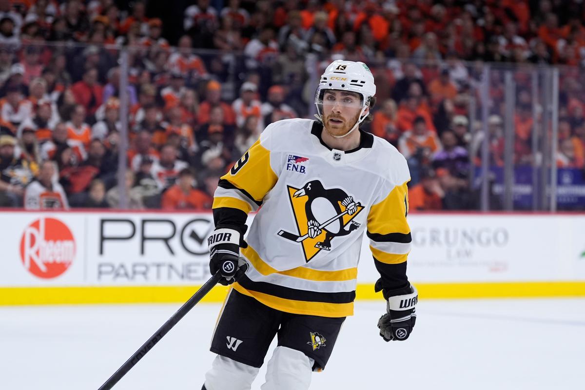 Pittsburgh po sezóne predĺžil zmluvu s dvojicou hráčov