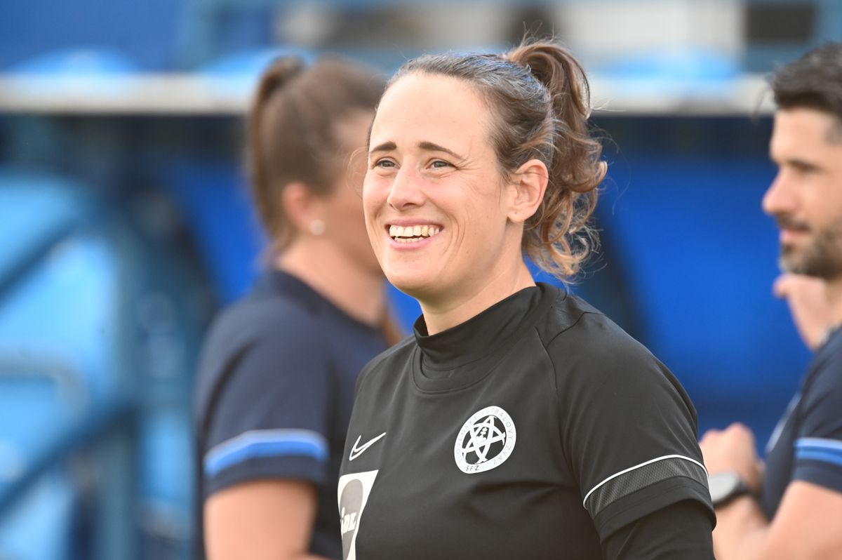 Hromadné ospravedlnenky pred posledným zrazom v roku. Chýbať bude aj kapitánka