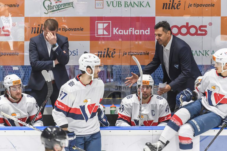 Il n'est pas resté longtemps à Bratislava.  Vladimír Růžička prend sa retraite après des résultats désastreux au Slovan