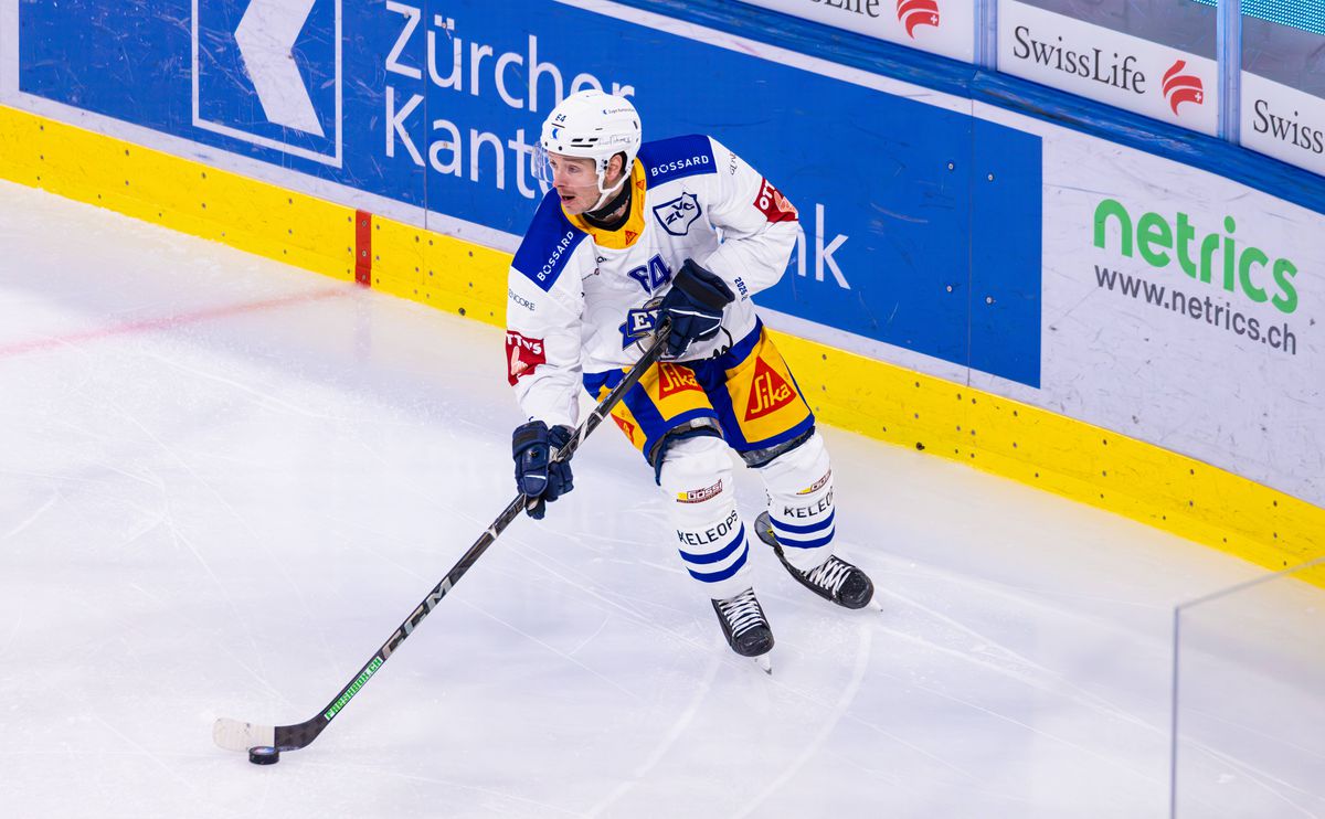 Pred rokmi odišiel z Nitry za lepším. Kanadský obranca sa teraz vrátil