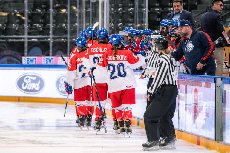 MS žien v hokeji U18: Česká rozprávka má strieborný koniec