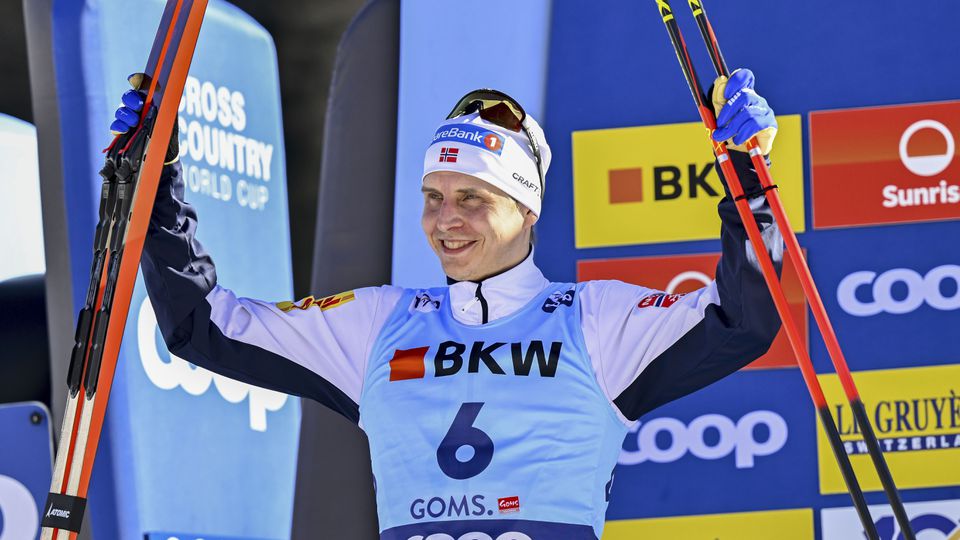 Beh na lyžiach-SP: Nórsky bežec suverénne triumfoval v masse na 15 km voľne