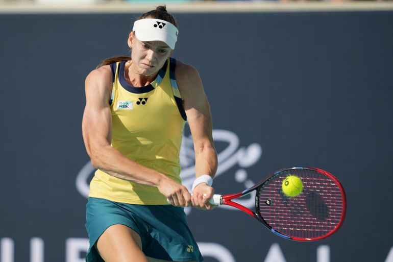 WTA Madrid: Rybakinová s hladkým postupom, Vondroušová padla už v 2. kole