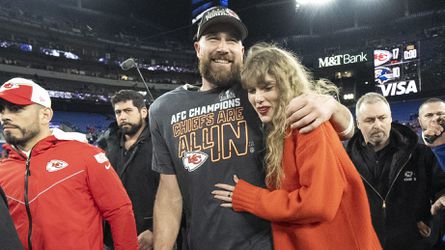 Fanúšikovia podozrievajú Taylor Swift, že počas Super Bowlu chystá sprisahanie. Reagoval aj šéf NFL