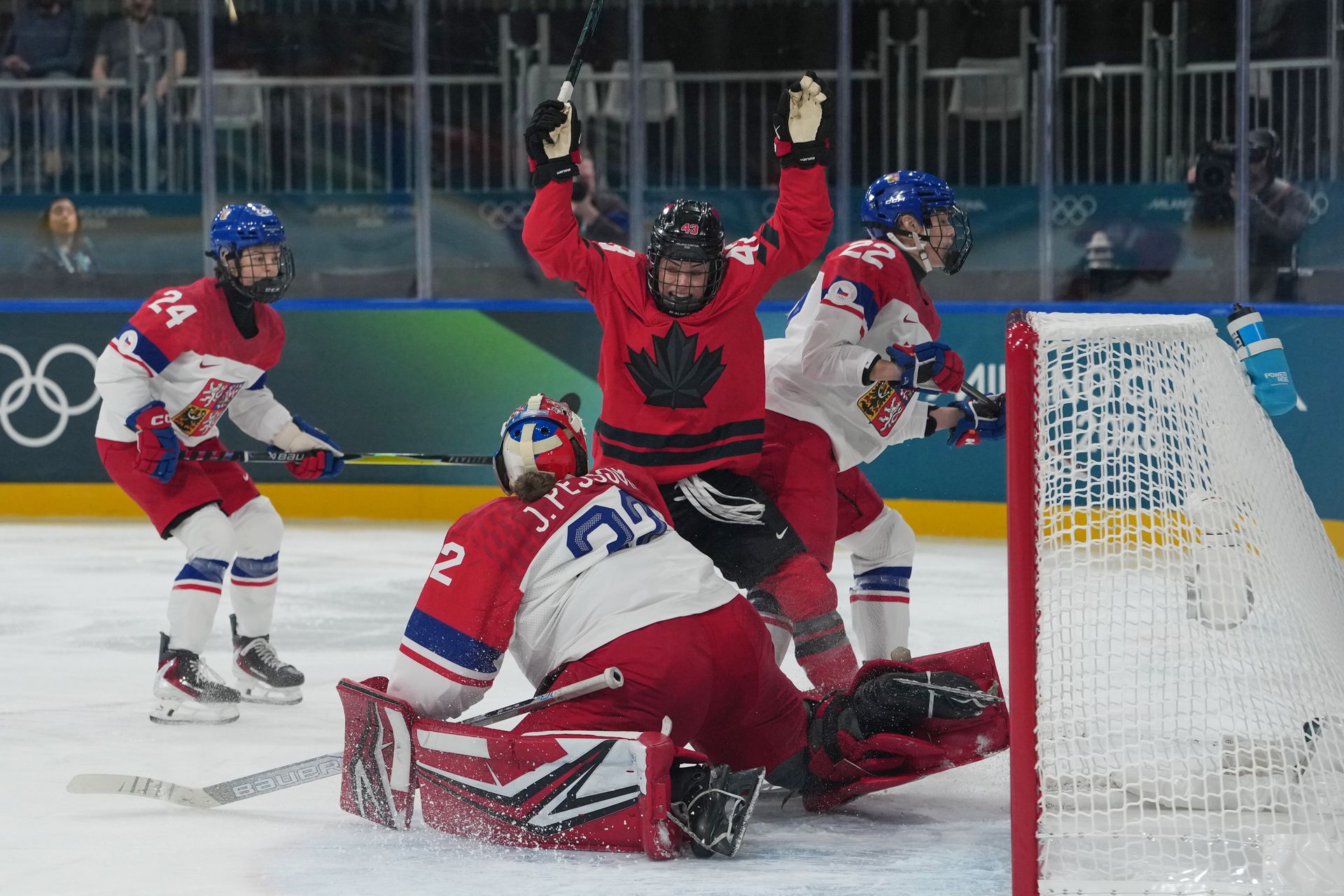 Česko - Kanada / ZOH 2026. Zdroj: SITA/AP