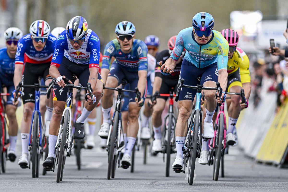 Paríž - Nice: O víťazovi sa opäť rozhodlo až v závere. Američan si udržal žltý dres