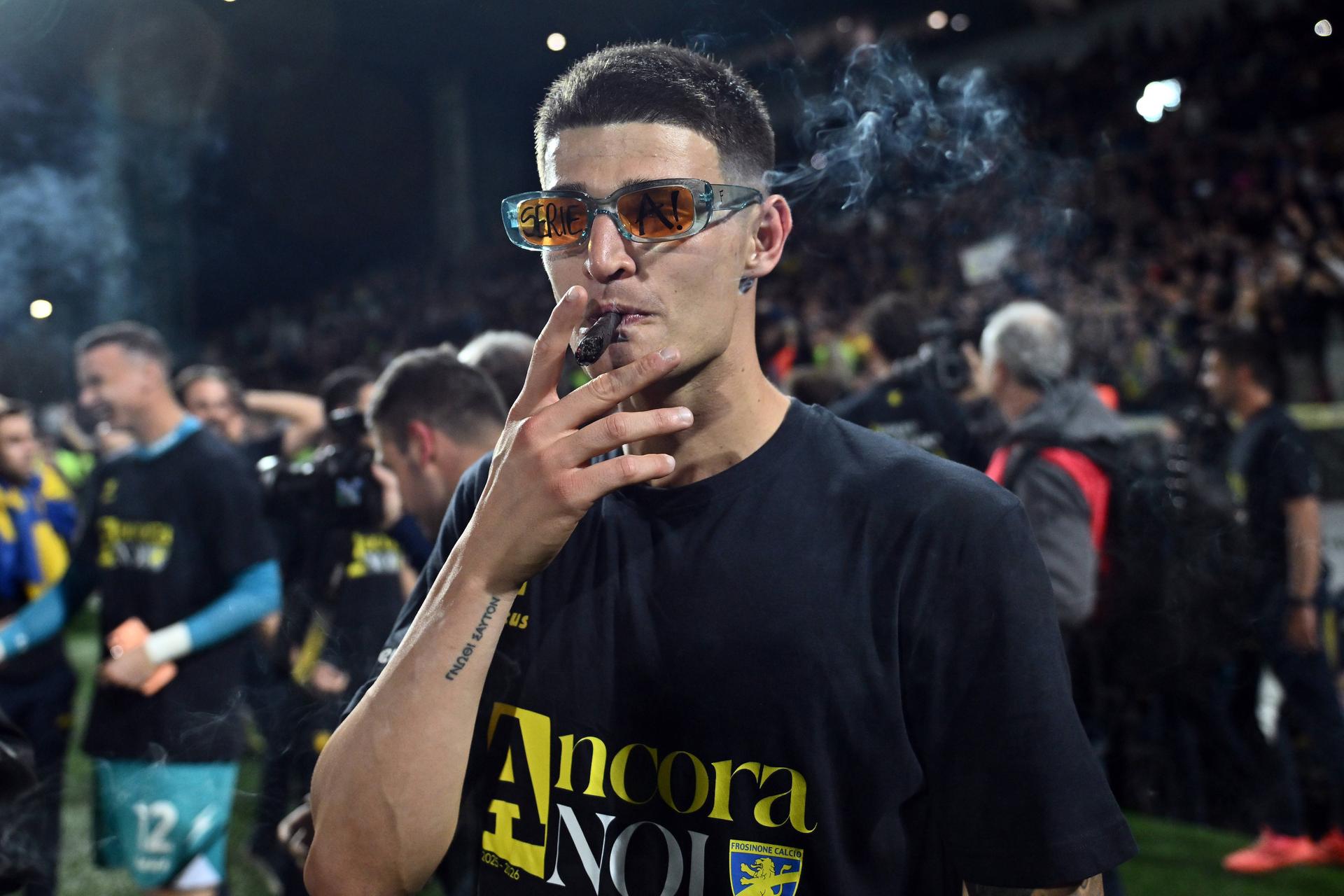 Oslava hráčov Frosinone. Zdroj: IMAGO