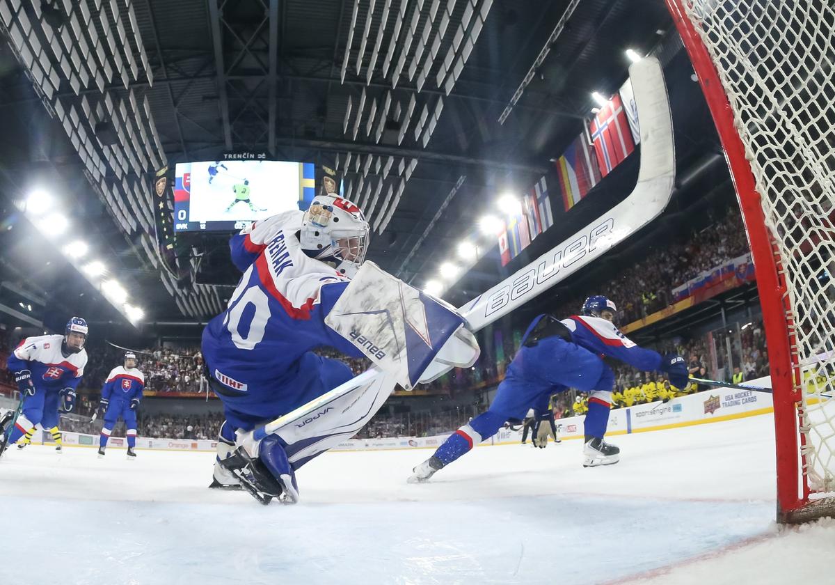 V drafte nebolo veľa lepších! Zámorský expert velebí slovenského gólmana