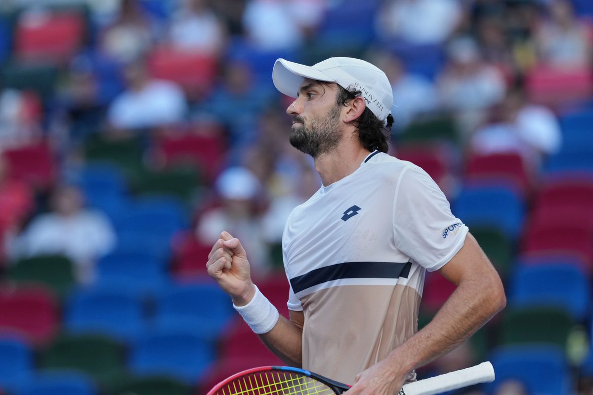 ATP Paríž: Monačan Vacherot sa s Lehečkom nehral. Domáci Moutet zdolal Opelku