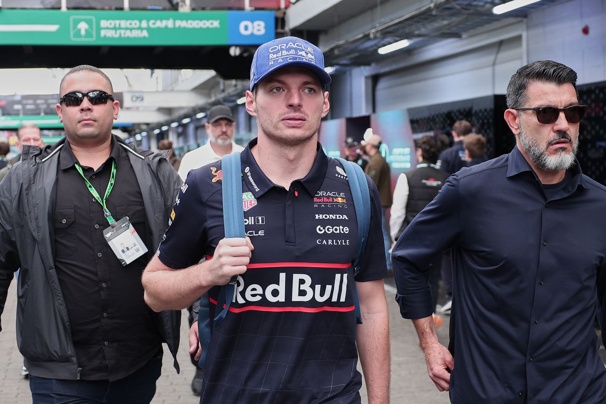 Verstappen po úpravách monopostu prišiel o pozíciu na štarte Veľkej ceny Brazílie