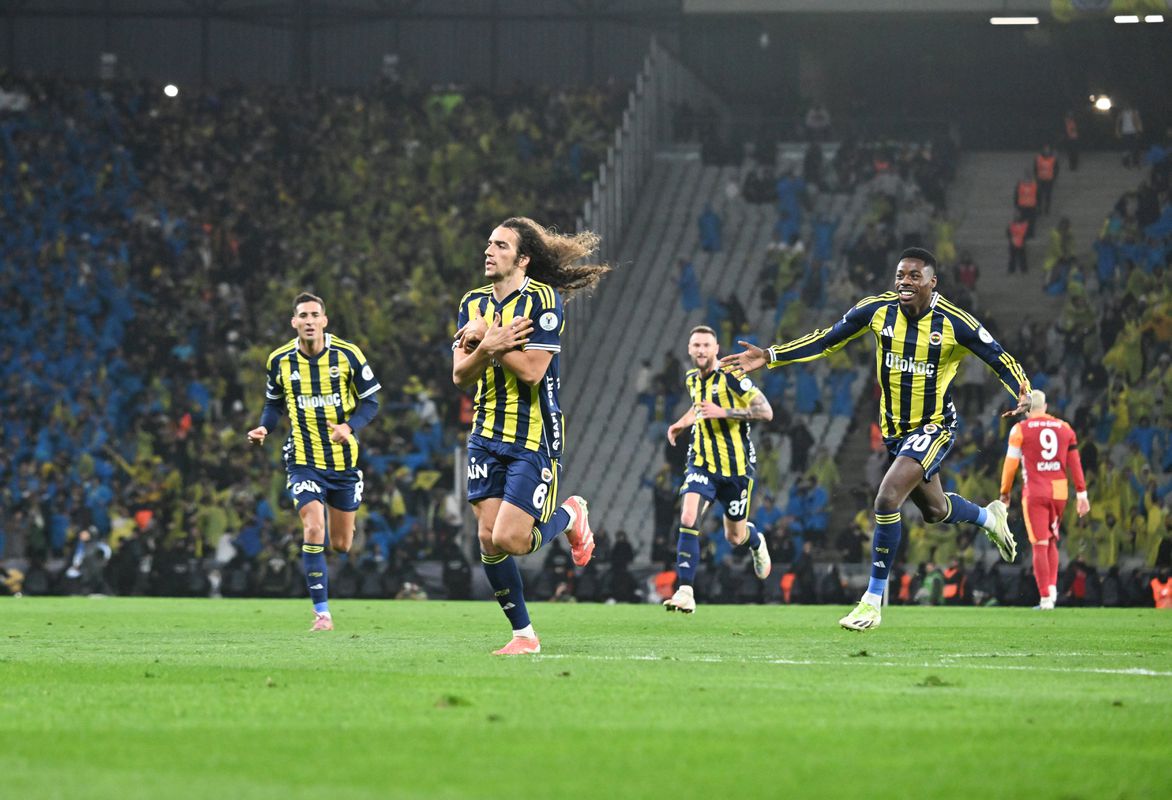 Kapitán Milan Škriniar má prvú trofej vo Fenerbahce! Vystrelila ju nová posila