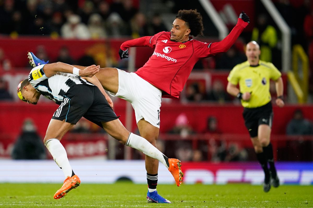 V Manchestri United nemá v pláne zostať ani po zmene trénera. Zirkzee trvá na odchode do Talianska