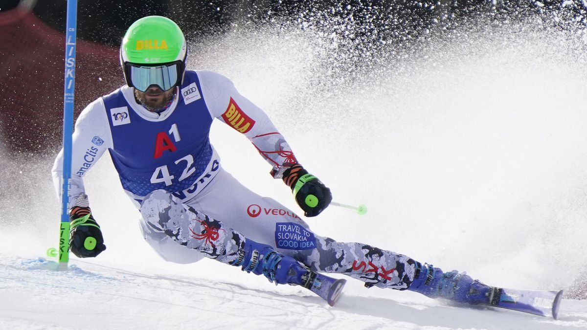 Swiss Marco Odermatt Wins Alpine Ski World Cup Giant Slalom in Bansko