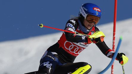1. kolo slalomu žien v Saalbachu