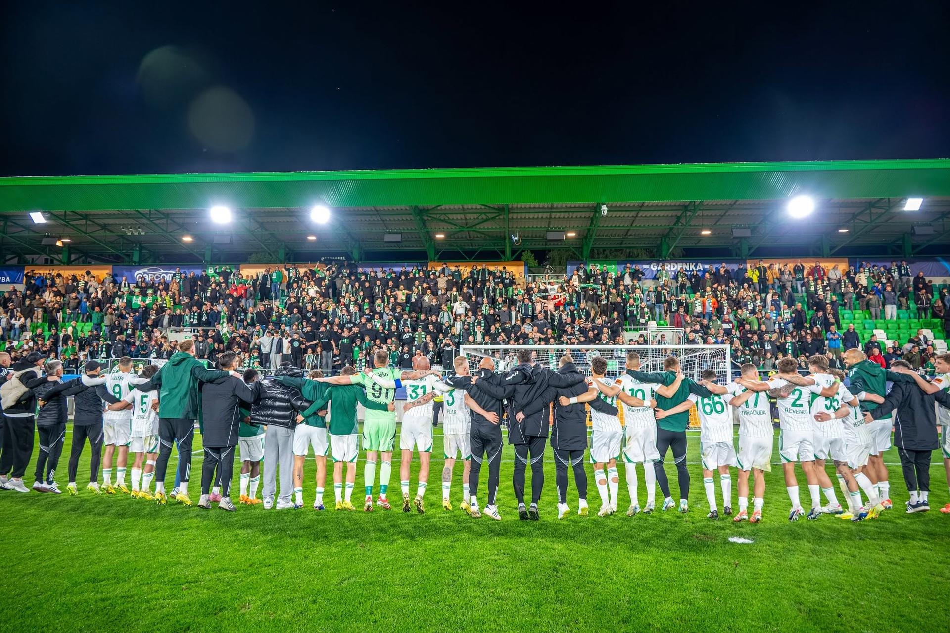 To, s akým kádrom vyrukujú Prešovčania do druhej ligy, je veľkou neznámou. Zdroj: facebook FC Tatran Prešov