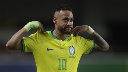 FIFA ohýba históriu. Neymar prekonal legendárneho Pelého, brazílske médiá rekord negujú