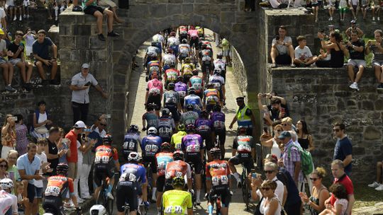 Vuelta: Rui Costa zvládol najlepšie finiš 15. horskej etapy