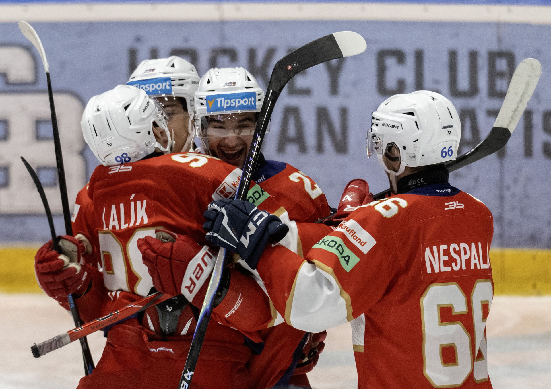 HC Slovan Bratislava - HK 32 Liptovský Mikuláš. Zdroj: TASR