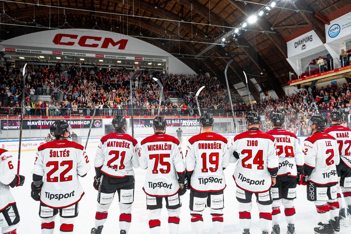 Trenčín totálne vygumovaný. Banská Bystrica doma zmietla Duklu z ľadu