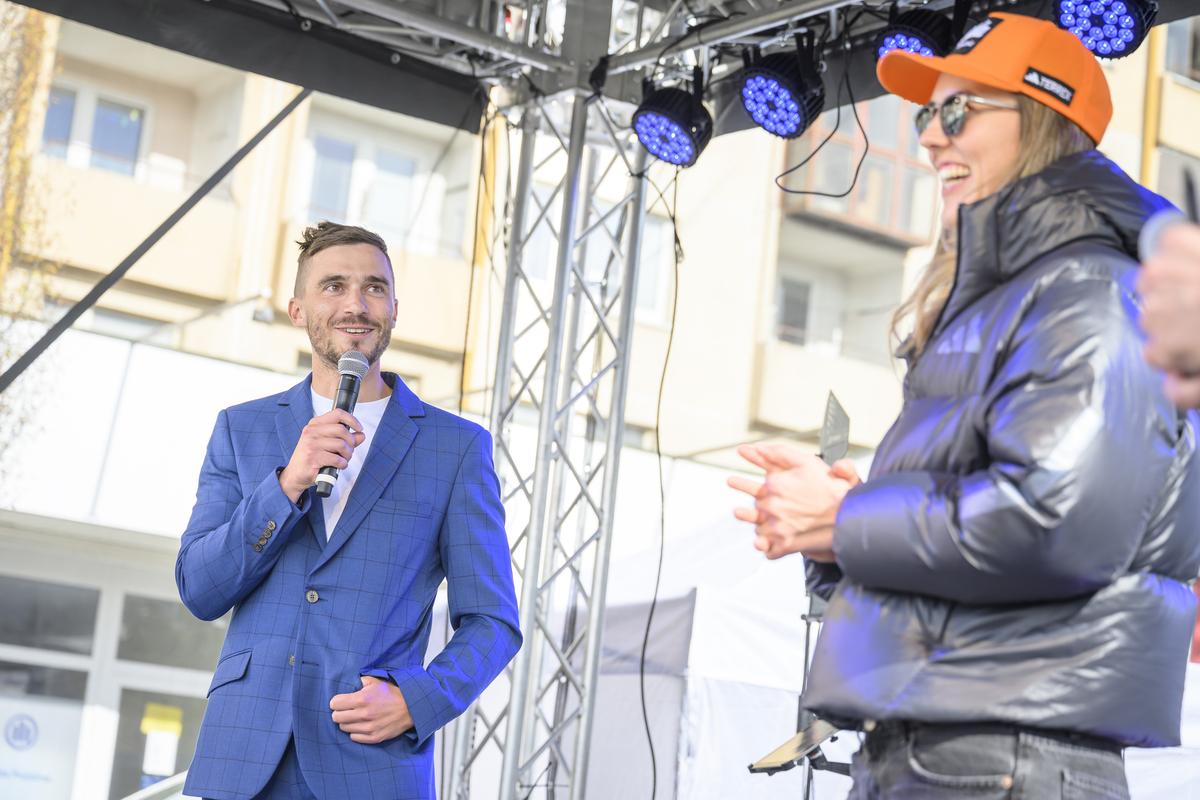 FOTO Odhalili poctu pre olympijských víťazov. Vlhová: Je to krásna spomienka na to, čo som dosiahla