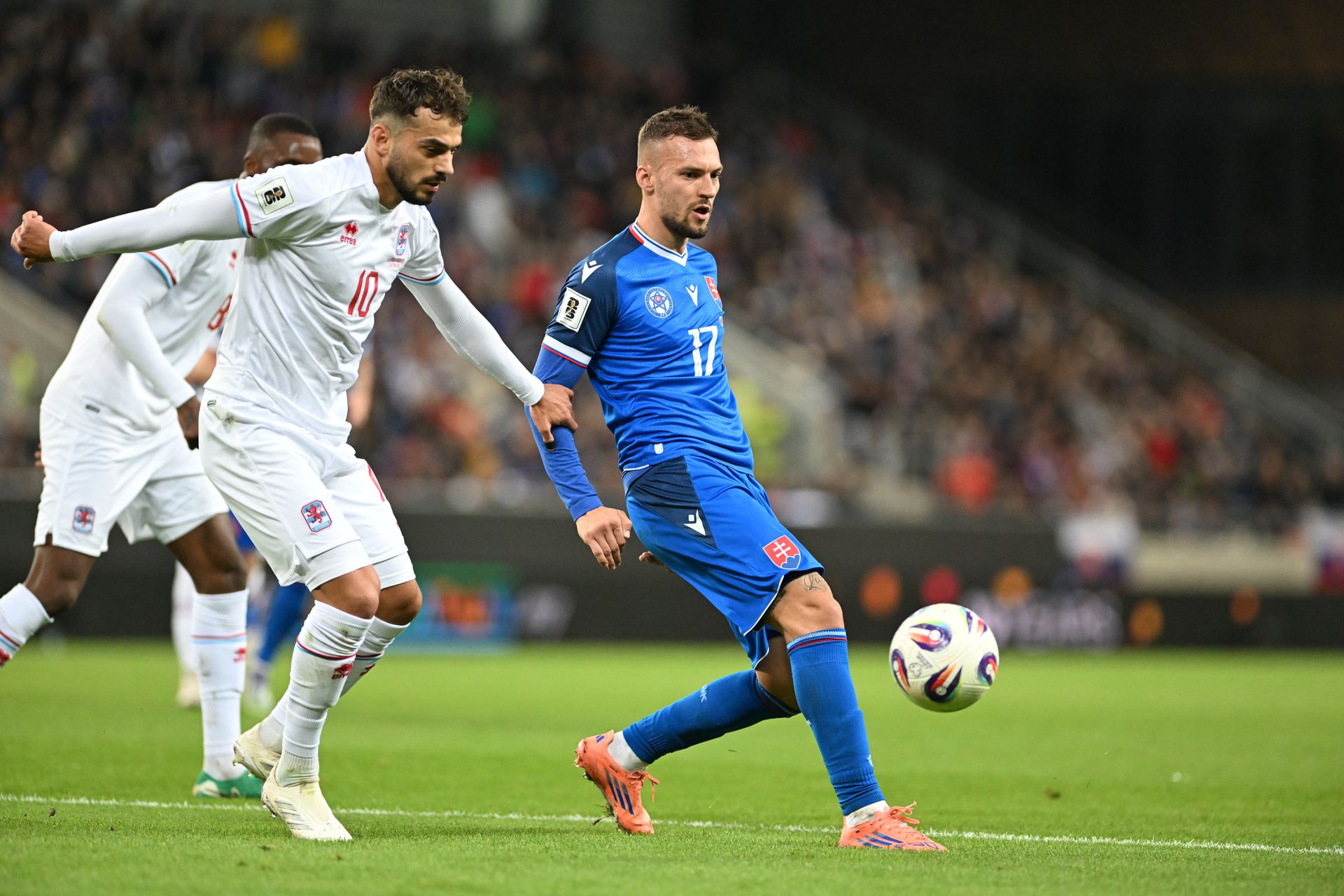 Lukáš Haraslín v súboji Slovensko - Luxembursko. Zdroj: TASR