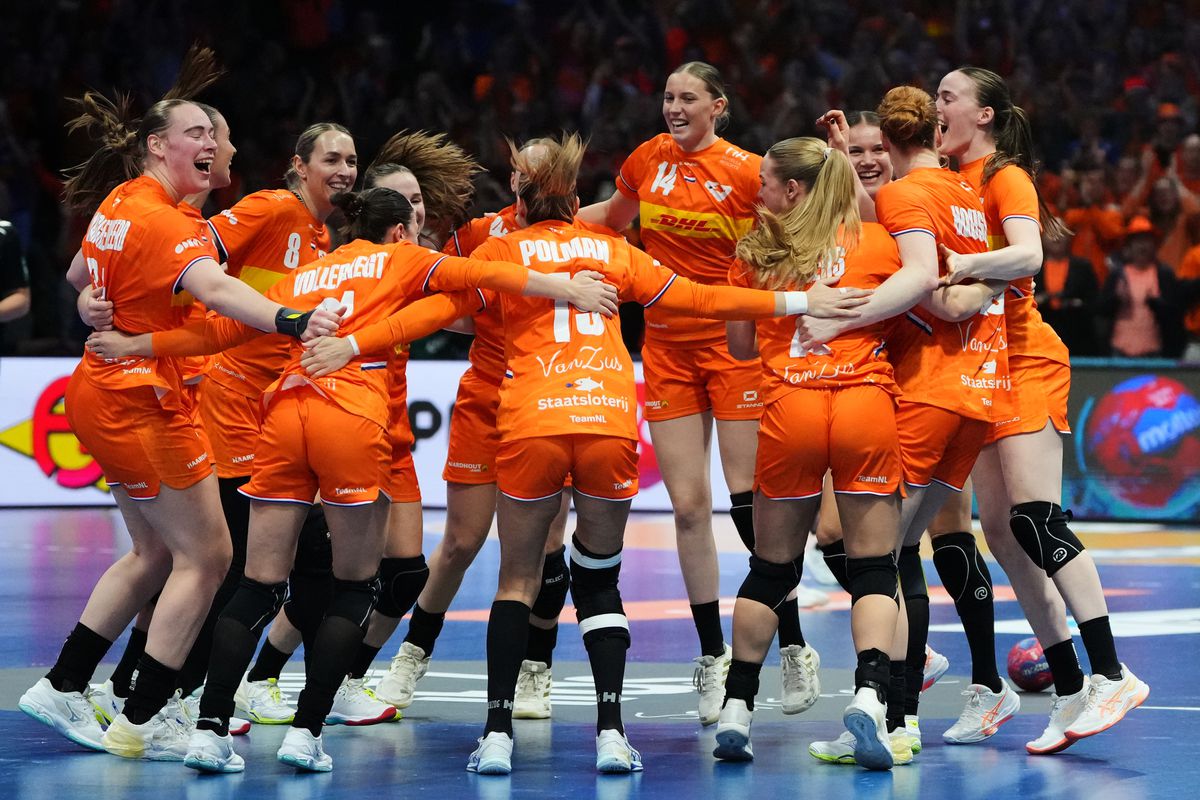 MS: Cesta za domácim zlatom pokračuje. Usporiadateľská krajina je už v semifinále