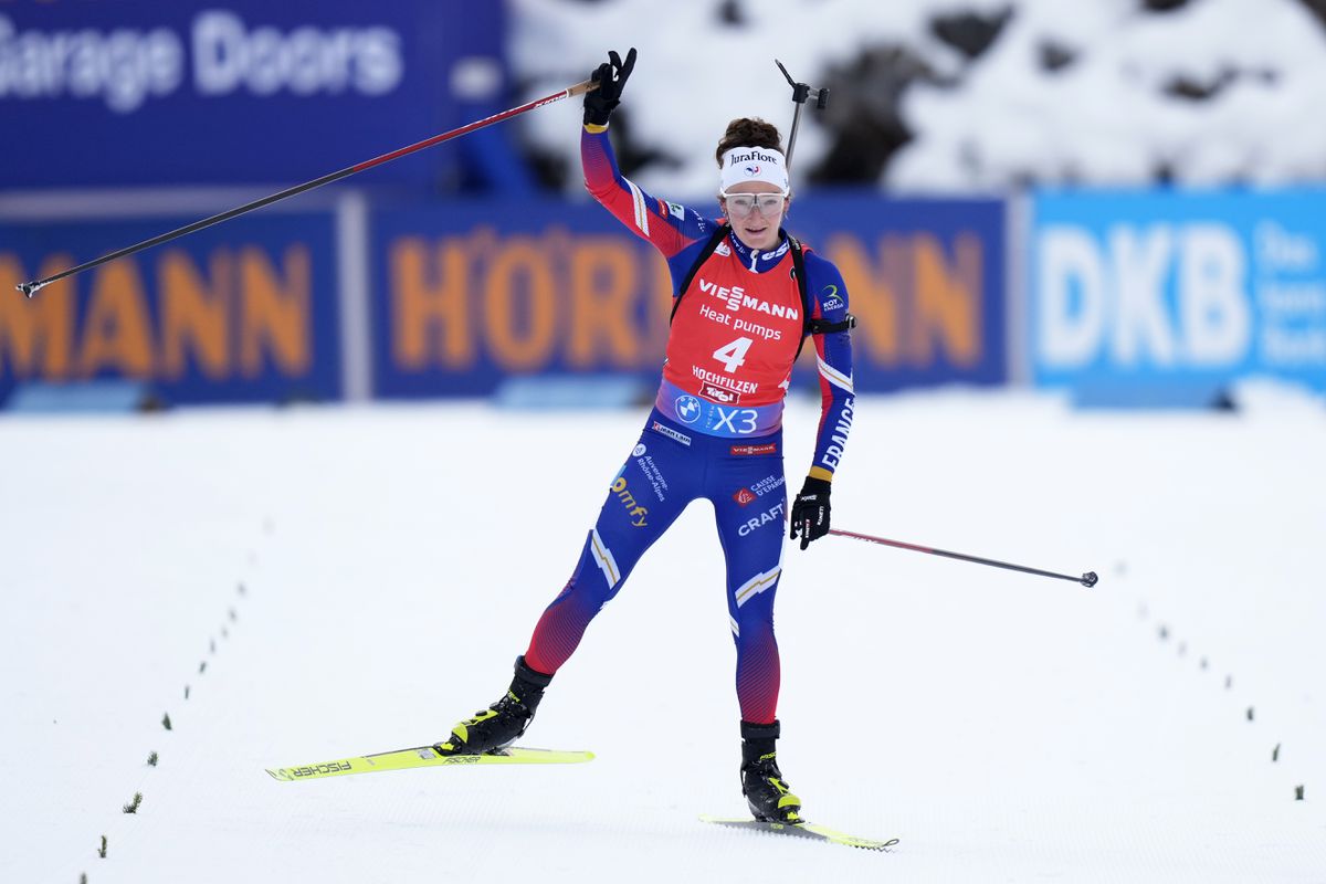 Svetový pohár: Triumfovali biatlonistky Francúzska. Češky uzatvorili pódium. Slovenky v top 10