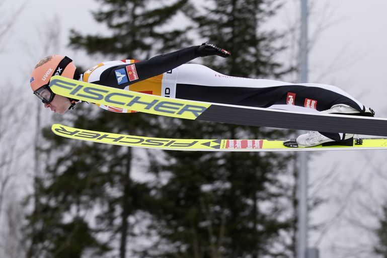 Skoky na lyžiach-SP: Kraft opäť dokázal svoju jedinečnosť! Dosiahol už 40. individuálny triumf