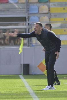 Vedenie talianskeho klubu vyhodilo trénera po incidente s hráčom