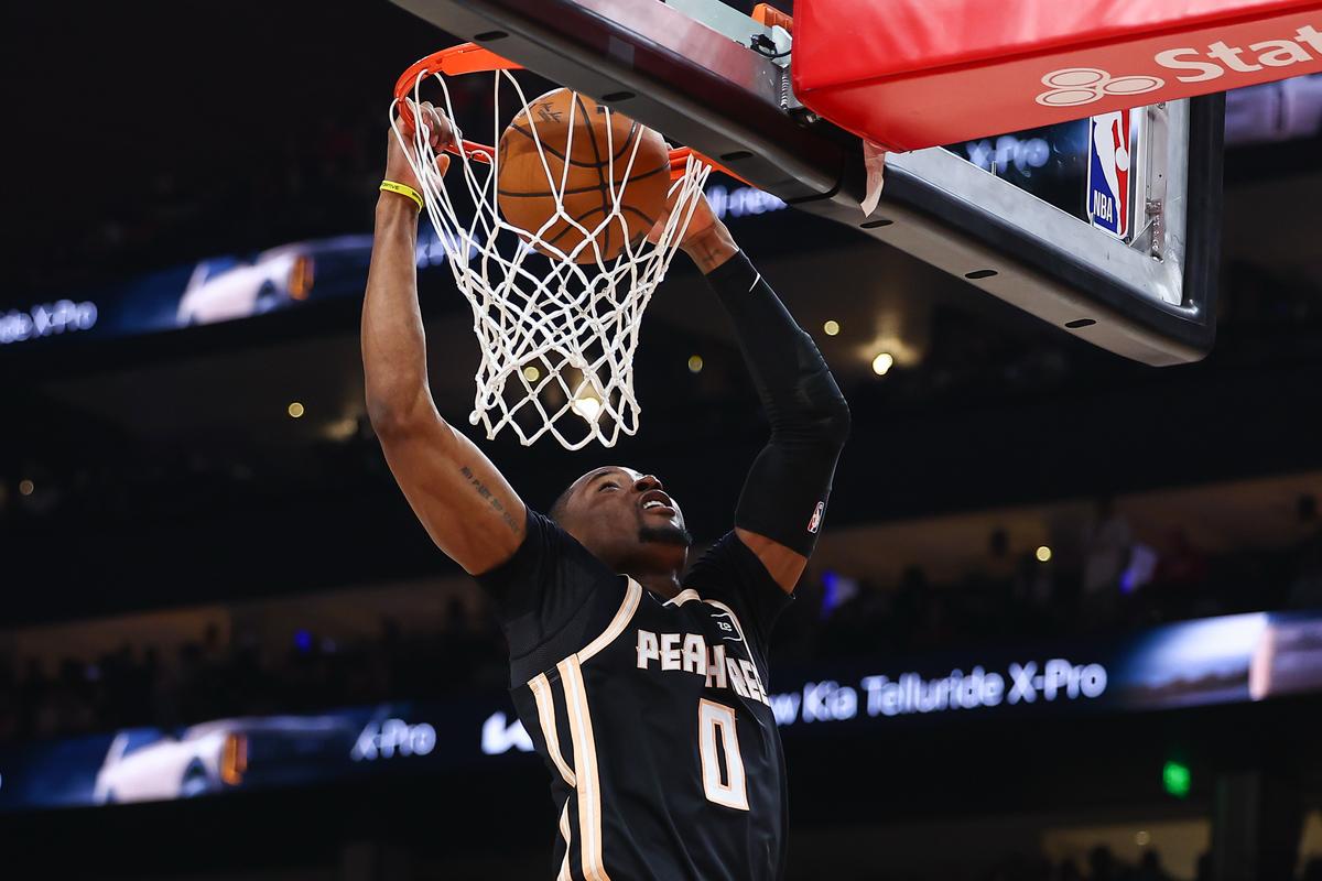 Portland zdolal Clippers a posunul se na osmé místo Západní konference
