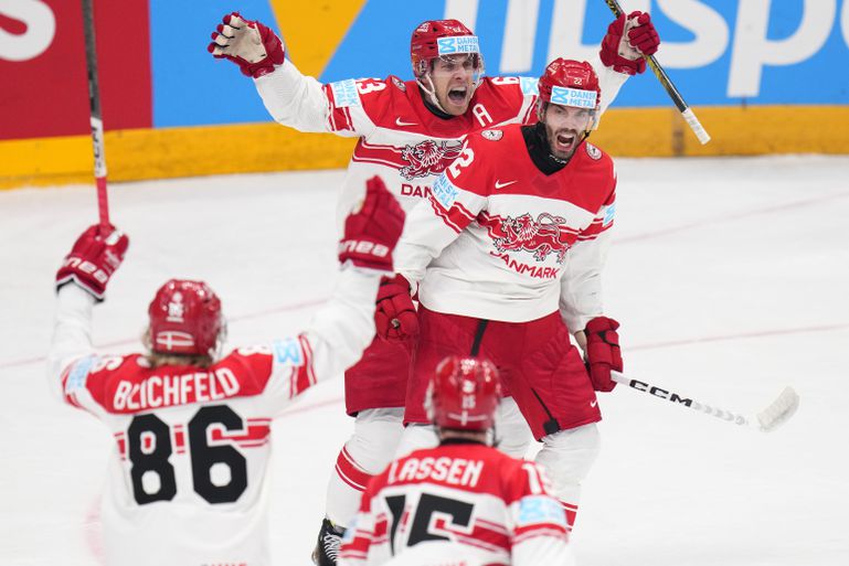 L'adepte à la descente devait se baisser.  Le Danemark a clairement réussi à entrer dans le championnat