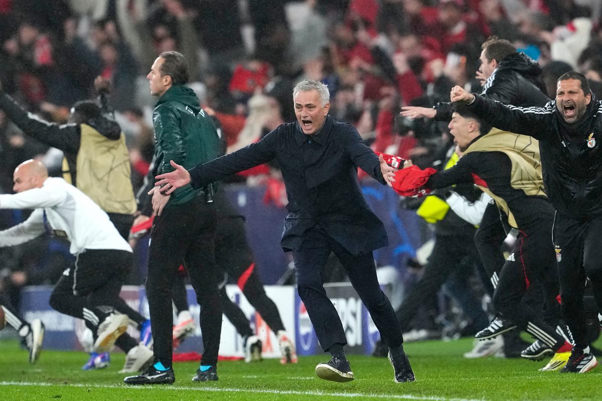 Známi experti prezradili detaily kontraktu, ktorý Real ponúka Mourinhovi