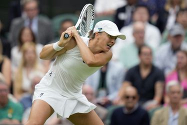 Wimbledon: Obrovský šok. Iga Swiateková končí už vo štvrťfinále